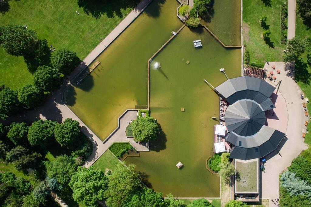 2-bd * Luxemburg